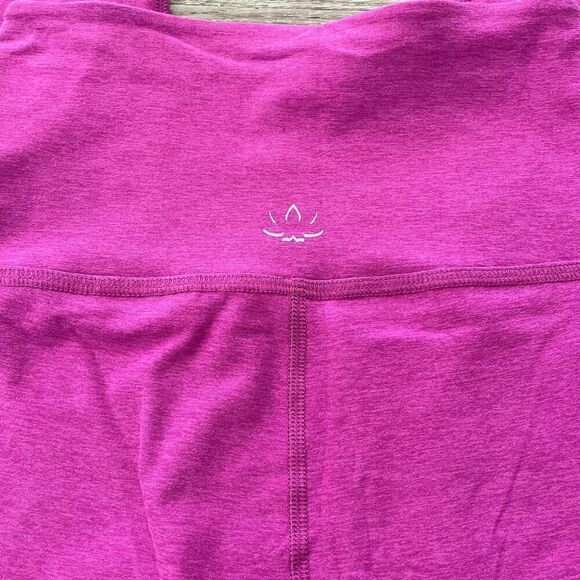 NWT Beyond Yoga Spacedye Well Rounded Stirrup Legging - Size: Medium - Picture 7 of 9